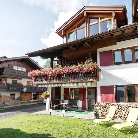 Appartement Neu! Sonnige Terrassen-ferienwohnung In Den Bergen
