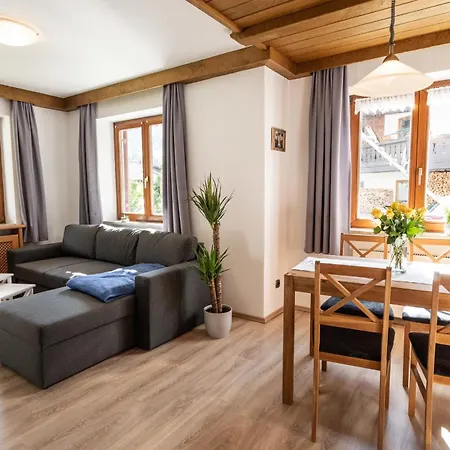 Appartement Neu! Sonnige Terrassen-ferienwohnung In Den Bergen *