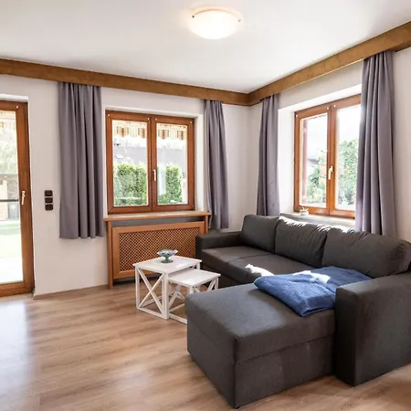 Neu! Sonnige Terrassen-ferienwohnung In Den Bergen Appartement